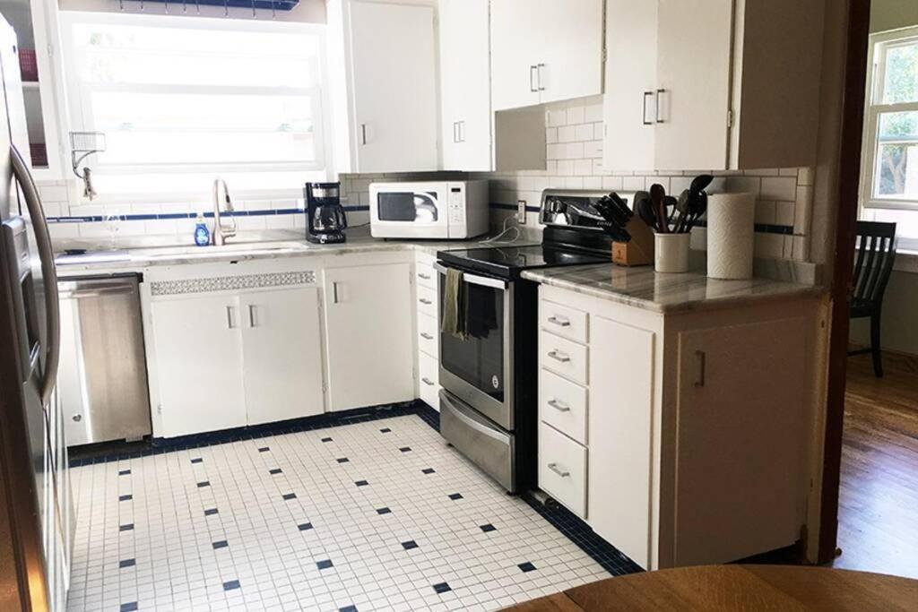 Charming Remodeled Golf Course Area Home 科罗拉多斯普林斯 外观 照片