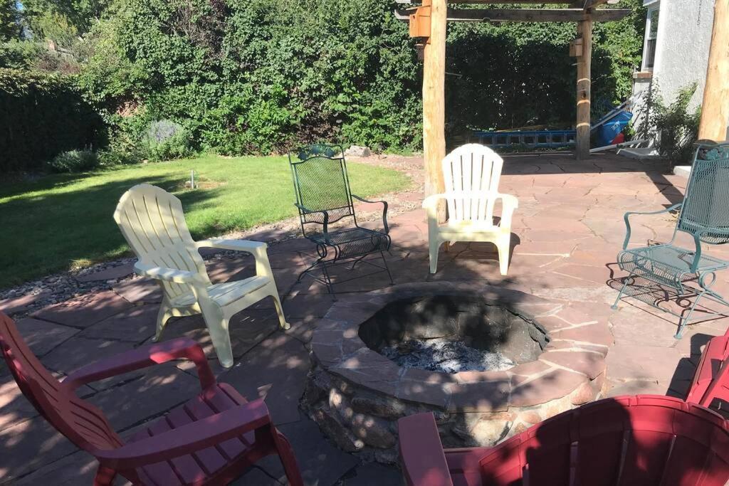 Charming Remodeled Golf Course Area Home 科罗拉多斯普林斯 外观 照片