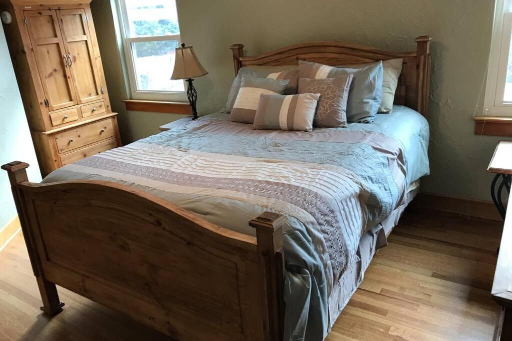 Charming Remodeled Golf Course Area Home 科罗拉多斯普林斯 外观 照片